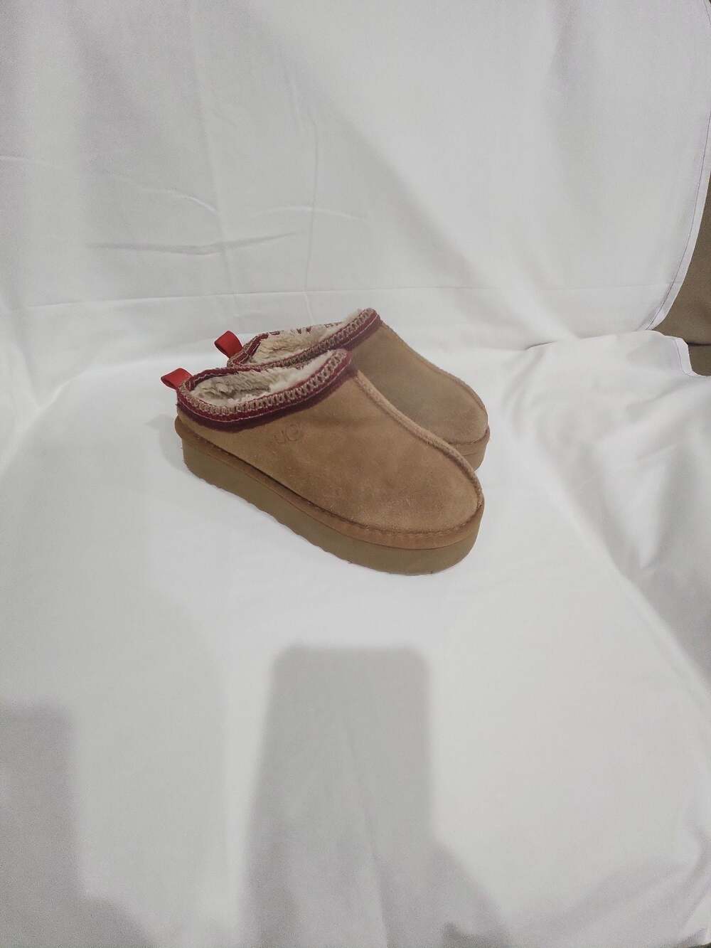 UGG Tazz Platform Chestnut Suede Mules